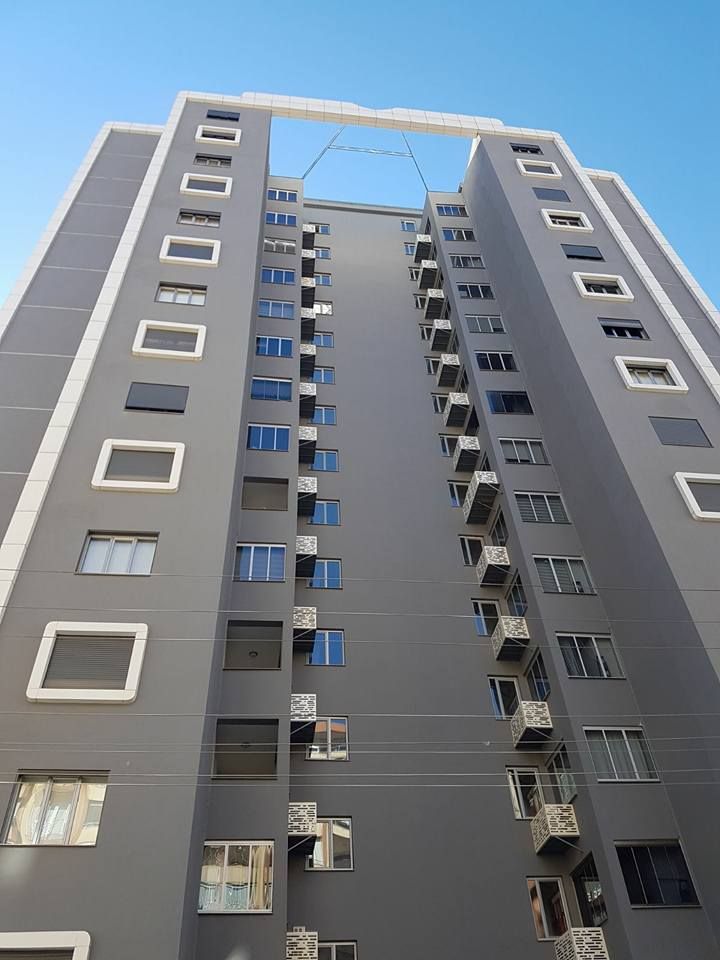Edificio completo con embellecedores integrados